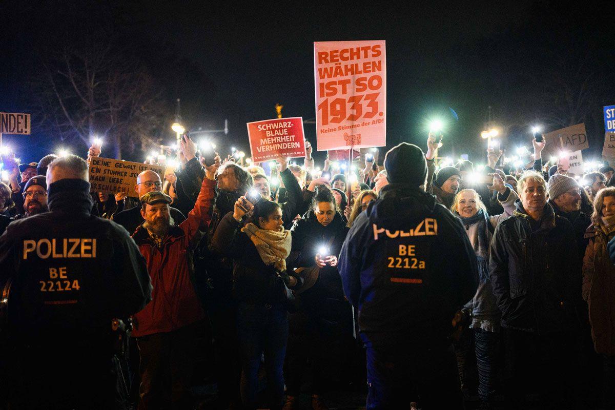 Alt-text is missing.