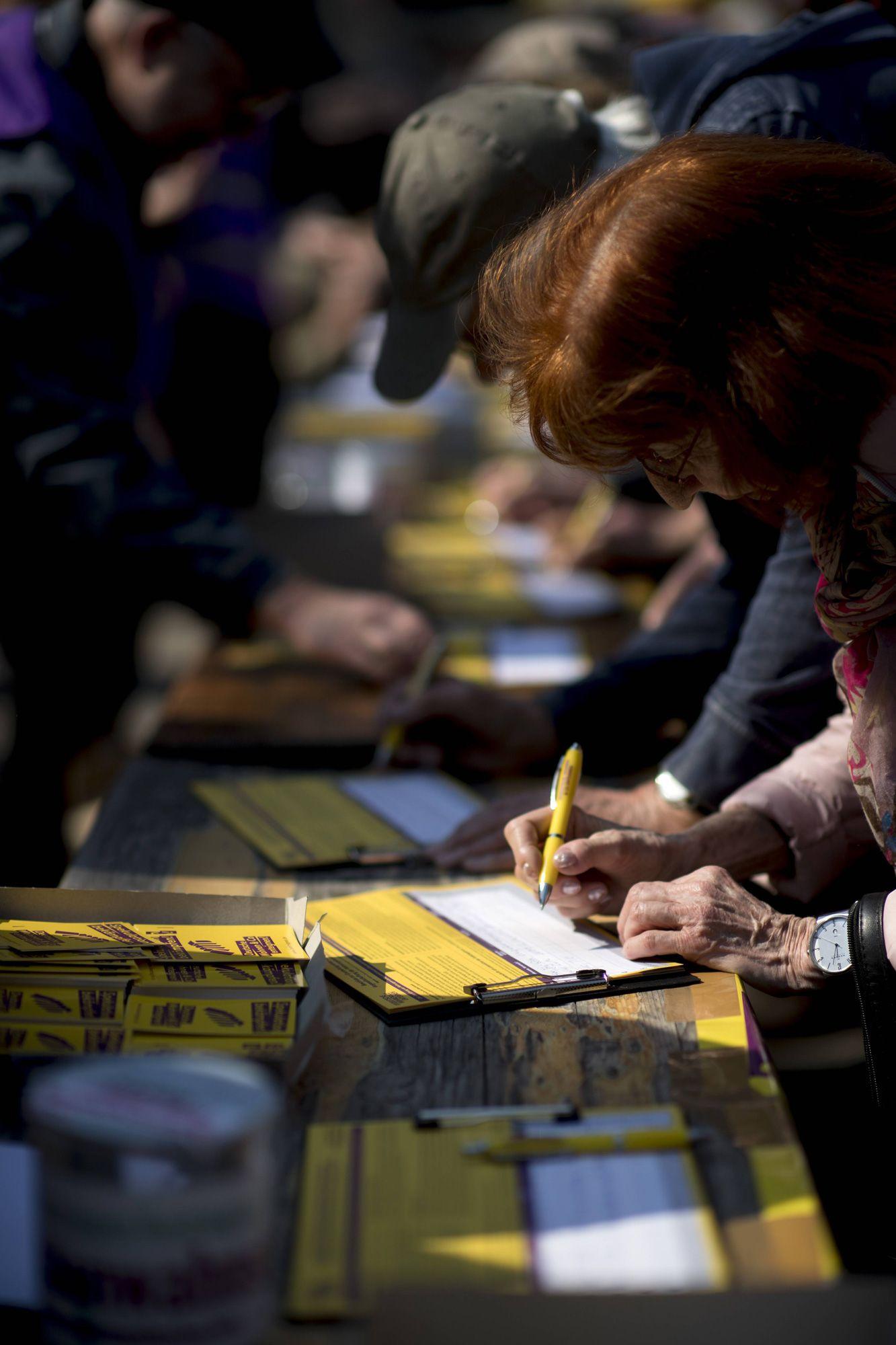 Alt-text is missing.