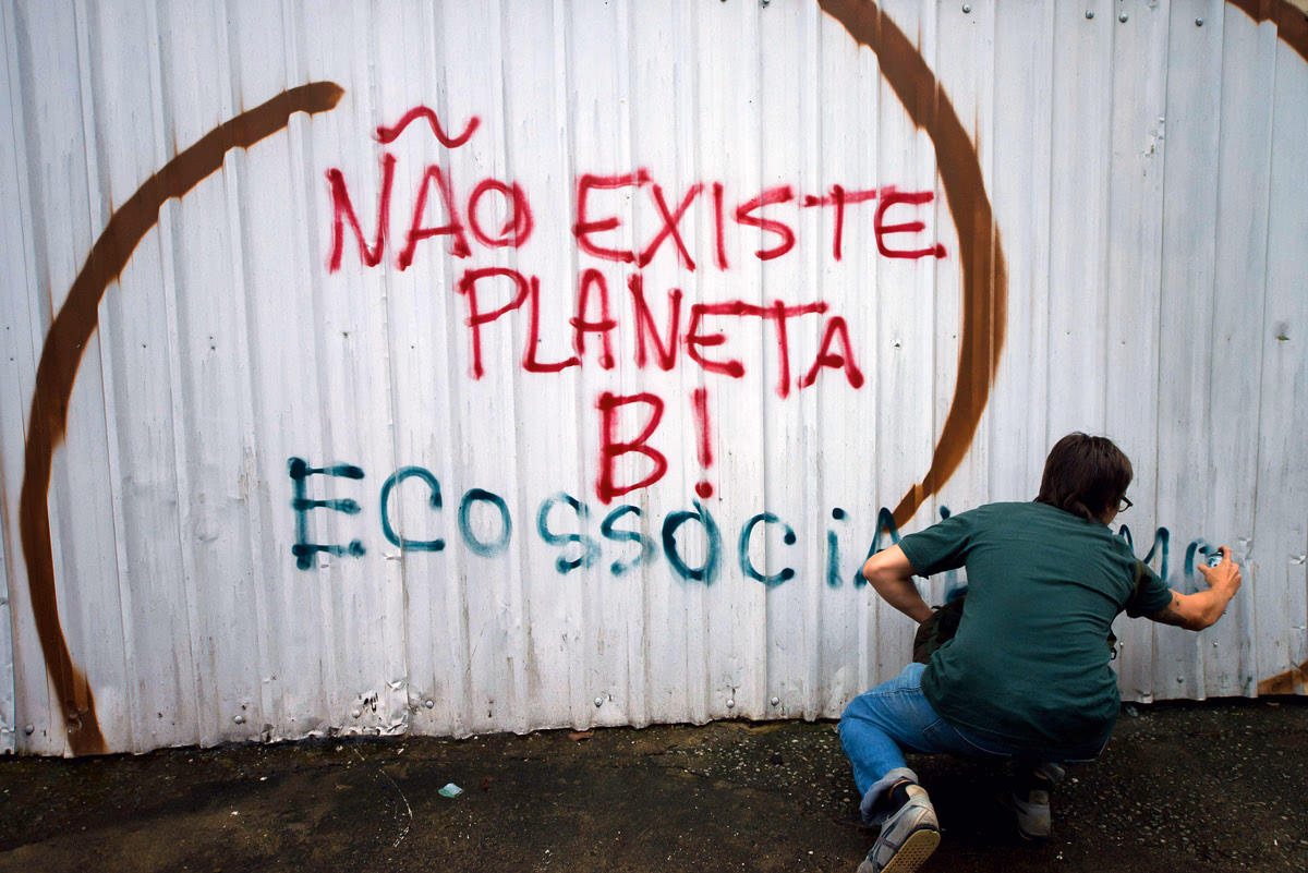 "Es gibt keinen Planeten B! Ökosozialismus" Aufgenommen am Rande des Klimamarsches 2026 in Sao Paulo, 20.09.2026