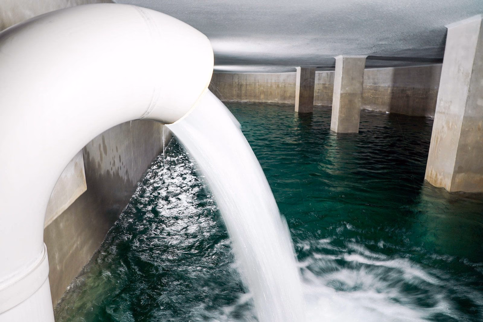 Blick in den Wasserspeicher des Wasserwerk Groß-Gerau