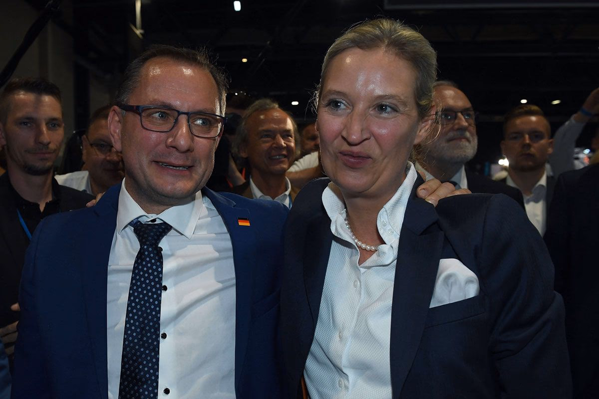 Tino Chrupalla und Alice Weidel auf dem Bundesparteitag der AfD am 18.6.2022 in der in Riesa